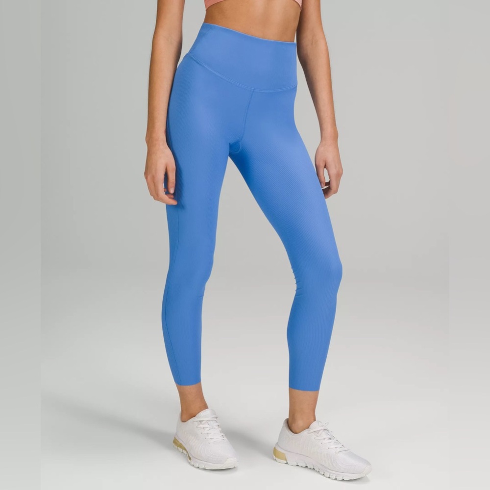 **NWT** Lululemon BASE PACE HIGH-RISE RUNNING TIGHT 25" Ribbed Blue Nile Size 4